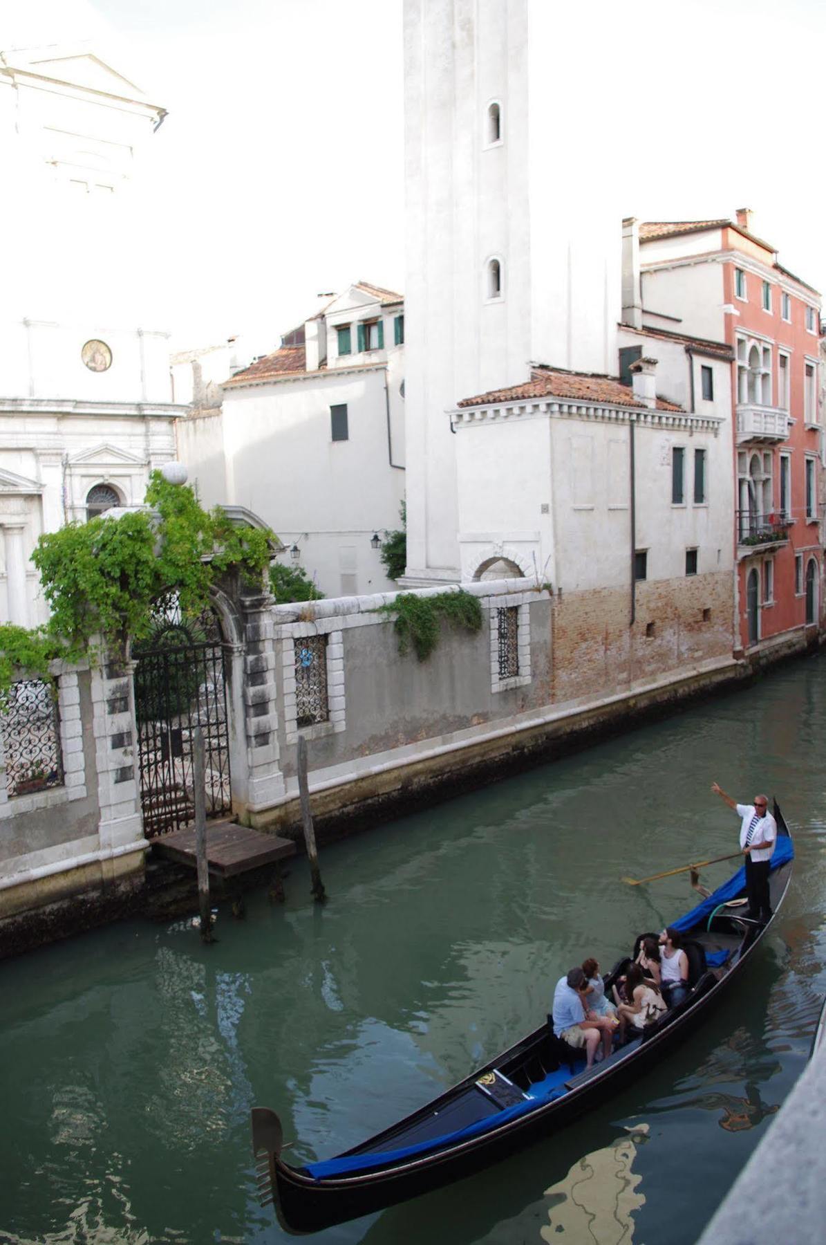 Venice Rainbow Apartment San Marco Exterior photo